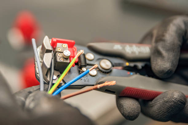 Best Affordable Emergency Electrician  in Bainbridge Island, WA